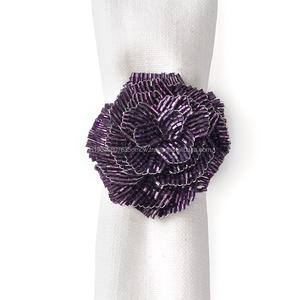 Vente chaude anneaux de serviette en or avec un matériau de conception moderne et de haute qualité pour la décoration de table - Product Image 3