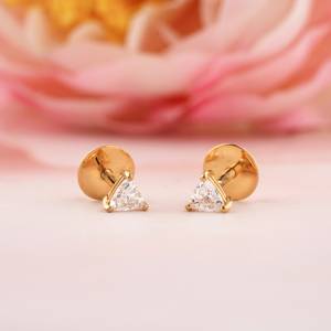 Boucles d'oreilles clous en or blanc plaqué, diamant de laboratoire taille trillon 0,50 carat de haute qualité, serti à griffes, grade AAA, cadeau de mariage - Product Image 4