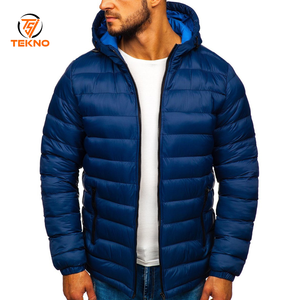 Veste matelassée décontractée pour hommes en plein air avec fermeture à glissière respirant personnalisable brillant manteau matelassé service OEM - Product Image 1