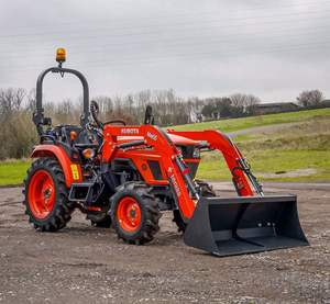 ซื้อรถแทรกเตอร์ Kubota สูง L4508 4WD จากเยอรมนี Kubota - Product Image 2