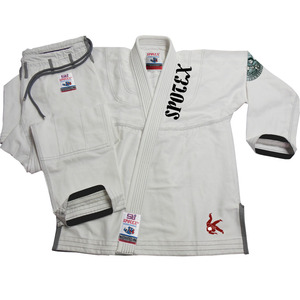 Vente en gros style Pakistan-Japon Judo Gi BJJ Kimono Jiu Jitsu Arts Martiaux Uniforme Judo de haute qualité pour Arts Martiaux - Product Image 1