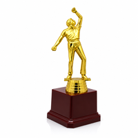 Nouveau Trophée de Volleyball en Plastique Doré de 20,5 cm 2026 avec Logo Personnalisé, Récompense MVP du Tournoi et du Championnat, Base Noire et Rouge
