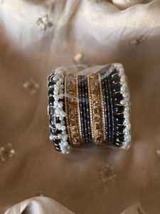 Prix compétitif Mode féminine Churian Ensembles Léger Couleur Solide Belle Chudiyan pour Nouvelle Mariée Porter des Bracelets à la Mode - Product Image 3