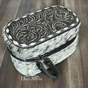 New Hand Tooled Cowhide Leather Mini Jewelry Case Portable Western Travel Organizer Box for Rings Earrings <b>Necklaces</b> Bracelets - Product Image 1