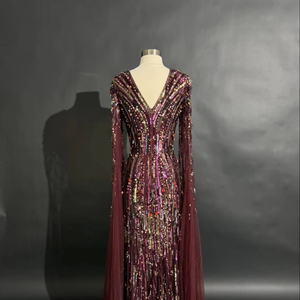 Robe de Soirée Modeste avec Découpe et Silhouette Étincelante, Grande Taille, Longueur au Sol, Partie Style Naturel - Product Image 1