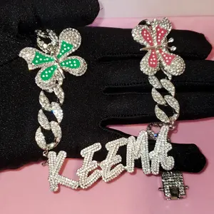 Pendentif lettre diamant avec chaîne Collier à breloques éblouissantes de luxe - Product Image 4