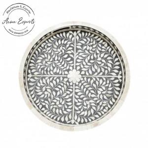 Elegante bandeja redonda de madera para servir, Plato decorativo duradero con diseño en blanco y negro para comedor y decoración del hogar - Product Image 2