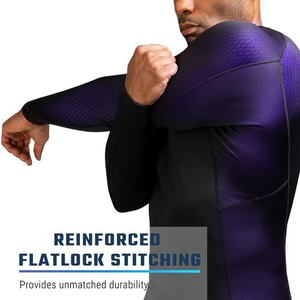 Venta caliente Rash Guard para adultos Logotipo personalizado MMA Patrón único Acabado brillante Mezcla de poliéster elástico Rash Guards en venta - Product Image 4
