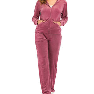 Ensemble de survêtement en velours uni pour femme avec logo personnalisé 2023, ensemble de survêtement avec sweat-shirt à capuche et pantalon à fermeture éclair intégrale - Product Image 3