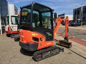 Miniexcavadora Kubota KX019-4 de 1.9 Toneladas, Excavadora Compacta para Construcción, Jardinería y Trabajo Agrícola - Product Image 3
