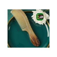 VENTE EN GROS PEIGNE À CHEVEUX EN CORNE DE BUFFALO VIETNAMIEN OUTIL NATUREL DURABLE POUR UN USAGE QUOTIDIEN CONVIENT AUX FEMMES ET AUX HOMMES FABRIQUÉ AU VIETNAM