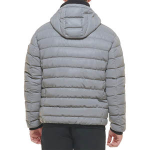 Chaqueta acolchada impermeable de alta calidad personalizada abrigos de burbujas de estilo de invierno informales con cierre de cremallera característica a prueba de viento - Product Image 3