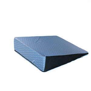 Suministro de fábrica, almohada de cuña para alivio del reflujo, núcleo de látex, comodidad OEM, uso a granel, envío rápido, estilo geométrico de Vietnam - Product Image 1
