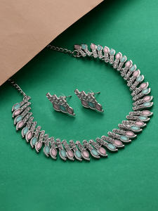Leafy Elegance Necklace <b>Set</b> - Product Image 2