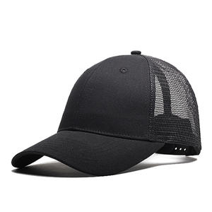Casquette Tucker unisexe avec logo imprimé personnalisé 6 panneaux gris chiné casquettes et chapeaux de camionneur en laine mélangée en maille - Product Image 2