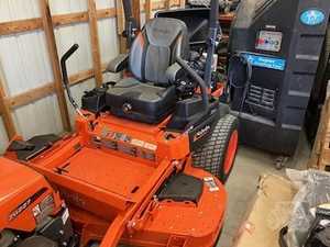 เครื่องตัดหญ้าไร้สายแบบโรตารี่ รุ่น Z781i ปี 2025 สำหรับงานอุตสาหกรรม เครื่องยนต์ 2 จังหวะ พร้อมถังเก็บหญ้า 250 ลิตร ใช้แก๊ส 24 โวลต์ - Product Image 5