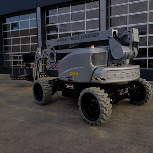 12M 14m 15M 18m 19m 22m 25m 26m 40m Elevador de pluma telescópico autopropulsado con motor diésel - Product Image 1