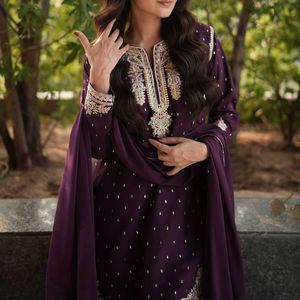 Ensemble Kurta Palazzo de Luxe Unity avec Broderie Violette et Dupatta - Product Image 1