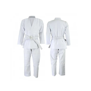 Uniforme de karaté respirant et extensible pour les longues journées d'entraînement, gardant les combattants au frais, flexible, à séchage rapide et léger - Product Image 5