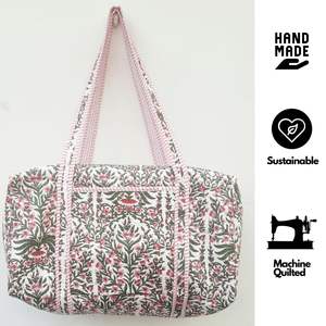 Sac de sport en coton matelassé fabriqué à la main de luxe Sport fermeture à glissière sécurisée Portable pour une utilisation polyvalente Weekender durable - Product Image 5