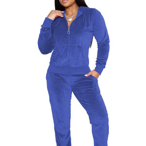 Chándal de terciopelo para mujer con estampado de logotipo totalmente personalizado, producto de alta demanda, chándal de terciopelo para mujer en varios colores - Product Image 1