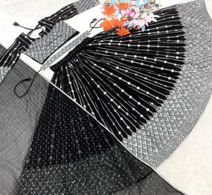 Lehenga เสื้อผ้าปากีสถานของผู้หญิงผ้าไหมงานปักดีไซน์ทันสมัยเป็นที่ต้องการมาก - Product Image 3