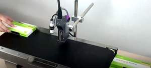 Système <span class=keywords><strong>d</strong></span>'impression <span class=keywords><strong>d</strong></span>'étiquettes à jet <span class=keywords><strong>d</strong></span>'<span class=keywords><strong>encre</strong></span> portable avec écran tactile en ligne de 4,3 pouces avec bande transporteuse Codage continu Date/Lot et code-barres - Product Image 4