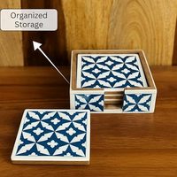 Sous-verres en résine incrustée de noyer, design floral bleu et blanc, fabrication artisanale, luxe, durables, écologiques, couleur personnalisable, modernes