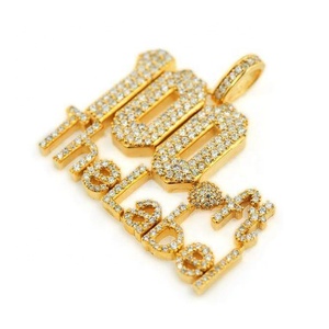 Pendentif en Moissanite personnalisé Christian Hip Hop entièrement glacé Pendentif en diamant Lettres en plaqué or Pendentif avec nom et placage au rhodium - Product Image 1
