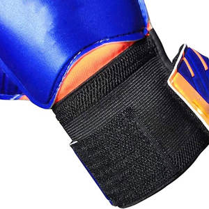 ถุงมือฟุตบอลผู้รักษาประตูแบบต่ำสไตล์ล่าสุด - Product Image 6