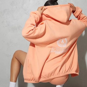 Ensemble deux pièces décontracté pour femmes Sweat à capuche imprimé de lettres personnalisé Top court à capuche et jupe Vêtements pour femmes de grande taille - Product Image 2