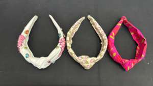 Bandeaux en coton imprimés à la main Conifer Handmades, écologiques, imperméables, respirants, accessoires pour cheveux pour femmes - Product Image 3