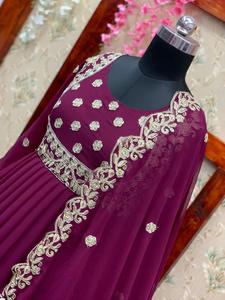 ชุดเดรสสาวอินเดียปักลายน่ารัก,ชุดสำหรับสุภาพสตรีสีฟ้า - Product Image 6