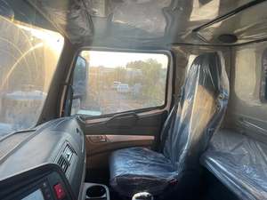 Camión pesado Howo 371 - 6x4 de segunda mano, año 2022, marca Sino - Product Image 4