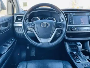 Toyota Highlander Limited Platinum 2014 - Product Image 4