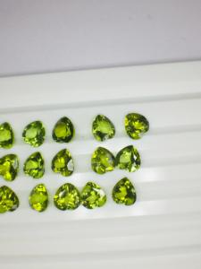 Pierre précieuse en forme de cœur en péridot naturel de qualité AAA avec un excellent lustre et une belle couleur, une fabrication et un polissage parfaits à bas prix - Product Image 5