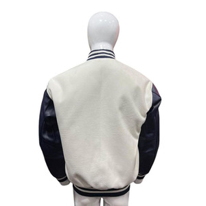 Chaqueta de Béisbol Varsity de Invierno para Hombre, Forro Polar, Diseño de Letras Bordadas, Cuello Alto, Logotipo Frontal, OEM, Chaqueta Casual con Cierre - Product Image 2