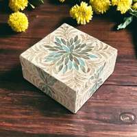 Kotak Perhiasan Ukiran Desain Khusus dengan Inlay Mutiara Buatan Tangan, Interior Beludru Kayu MDF, Kemasan Premium untuk Jam Tangan dan Cincin.