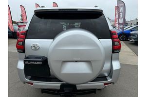 Land Cruiser RHD Usado del 2020 - Product Image 6
