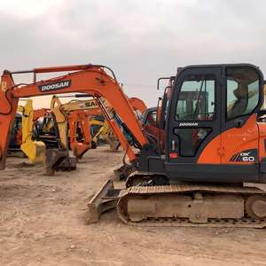 Excavatrice sur chenilles hydraulique miniature Doosan DX60 d'occasion de 6 tonnes, modèle 2023, moteur Yanmar avec inspection vidéo - Product Image 1