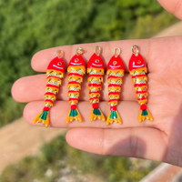 Breloques de poisson en émail plaqué or très vendues, breloques de poisson articulées à pavé pivotant pour la fabrication d'accessoires
