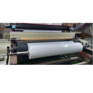 Film plastique souple extensible LLDPE blanc personnalisé Plastique de protection étanche à l'humidité pour diverses applications Direct Multiple - Product Image 1