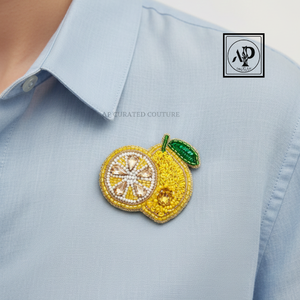 Broche de Lujo Hecho a Mano con Cabeza de Caballo de Algodón, Adornado con Perlas y Diamantes de Imitación, Elegante y Brillante, para Chaquetas y Bolsos - Product Image 4
