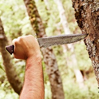Couteau Bowie à lame fixe en acier Damas fait main avec manche en bois de rose et étui en cuir fin, couteau de survie pour la chasse en plein air