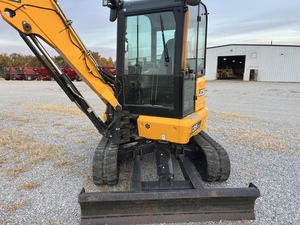 รถขุดขนาดเล็ก JCB 35Z-1 ปี 2022 - Product Image 1
