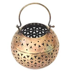 Porte-bougie en aluminium brossé doré avec breloque élégante pour accessoires de table pour les soirées de Noël - Product Image 5