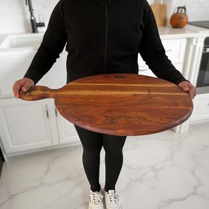 Planche à découper et plateau de service en bois - Durable, lavable au lave-vaisselle - Product Image 2