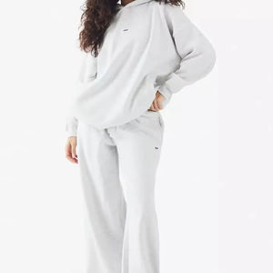 Chándal con capucha de gran tamaño para mujer de alta calidad, ropa de calle, chándales transpirables ligeros para mujer - Product Image 1