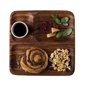 Plateau de service gastronomique en bois naturel Plateau à collation divisé polyvalent pour recevoir et servir multifonction à faible coût - Product Image 1