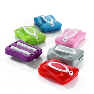 Cepillo manual ligero de plástico de doble cabezal para recoger migas, limpieza de alfombras y barrido de mesas Asude Plastik ASD003 - Product Image 2